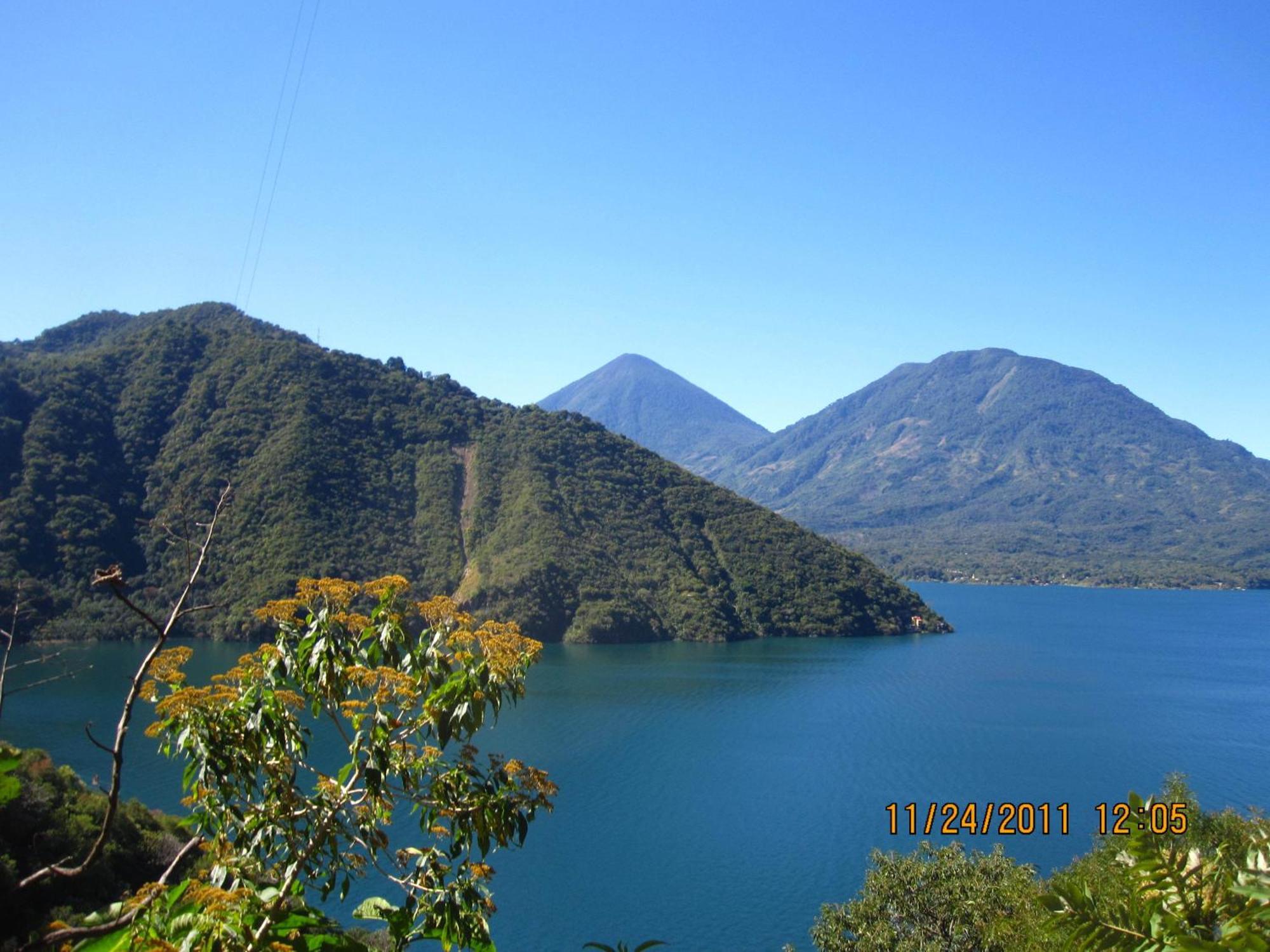 Agua Escondida Atitlan Villas חדר תמונה