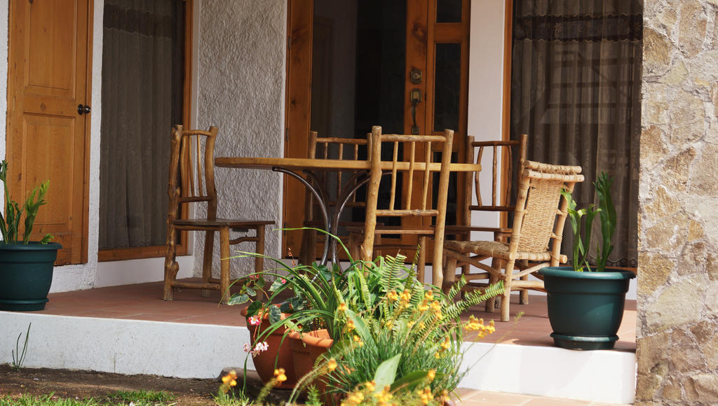 Agua Escondida Atitlan Villas מראה חיצוני תמונה